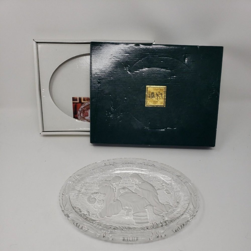 Mikasa Germany Clear Glass Frosted Nativity Scene Oval Plate with box 9x7